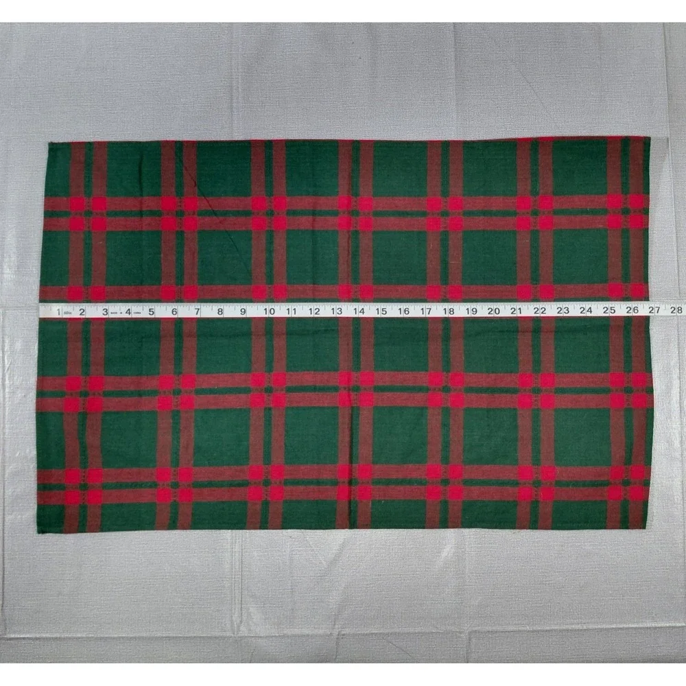 Green & Red Tartan Plaid Cloth Napkins Set of 2 Christmas Holiday 17